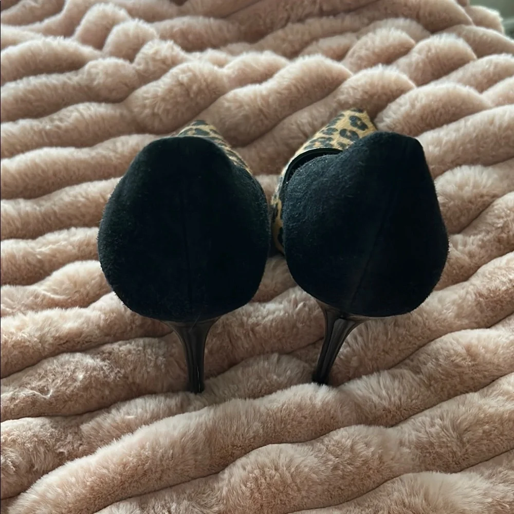 Steve Madden Brown and Black Heels with Leopard Print - Picture 4 of 4